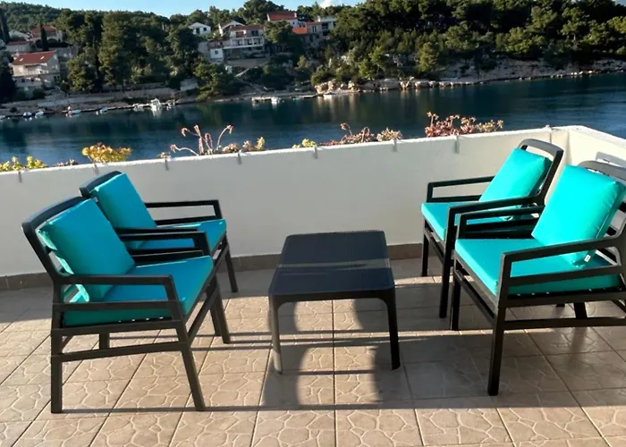 Hvar Vacation * Vrboska